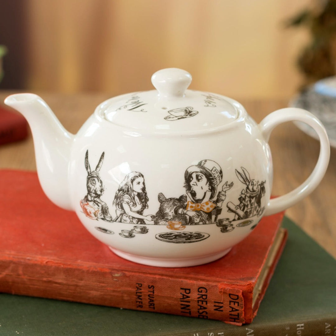 Victoria & Albert Alice in Wonderland Mini Teapot