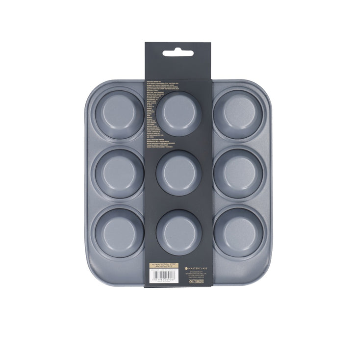 with a durable non-stick coating