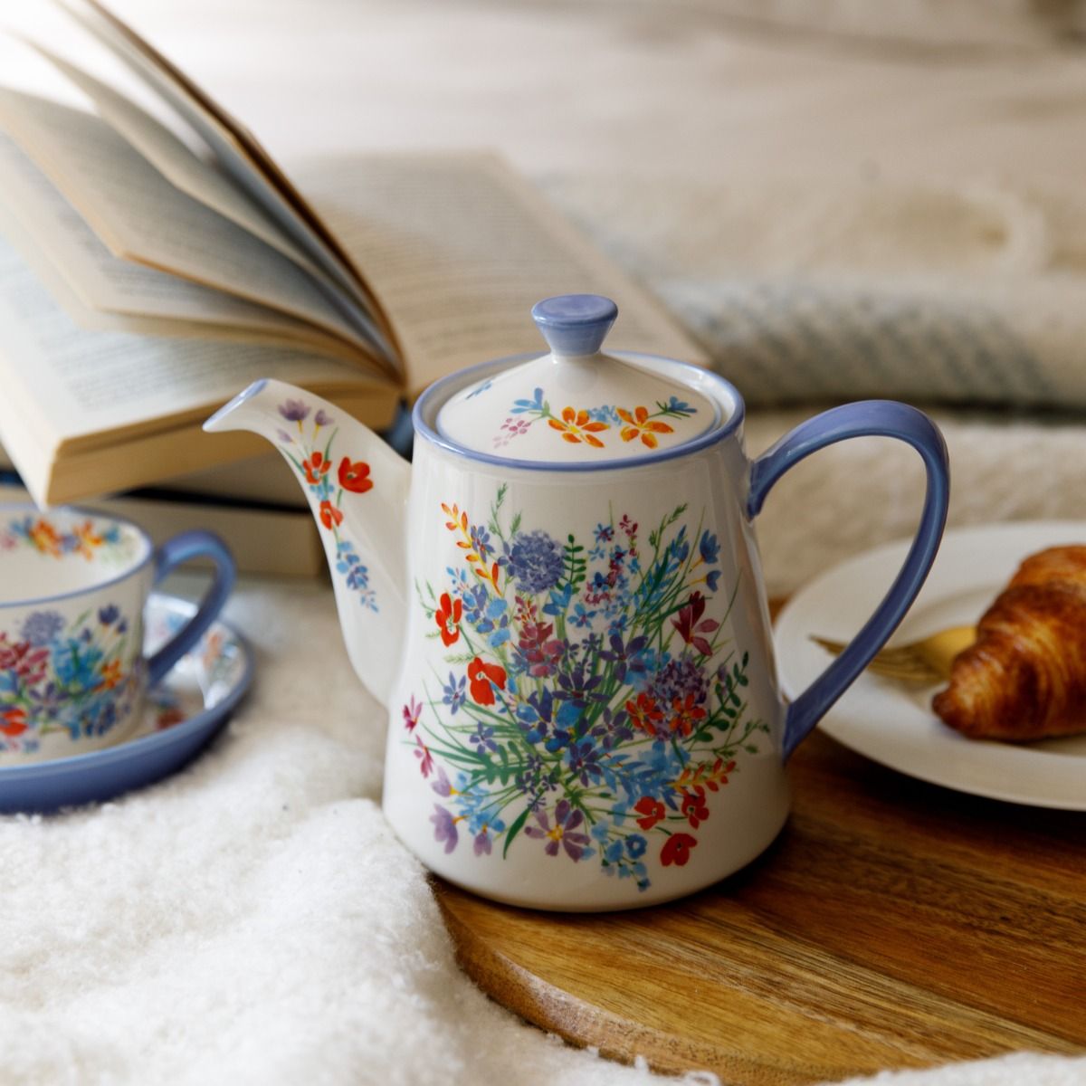 Tea & Coffee
