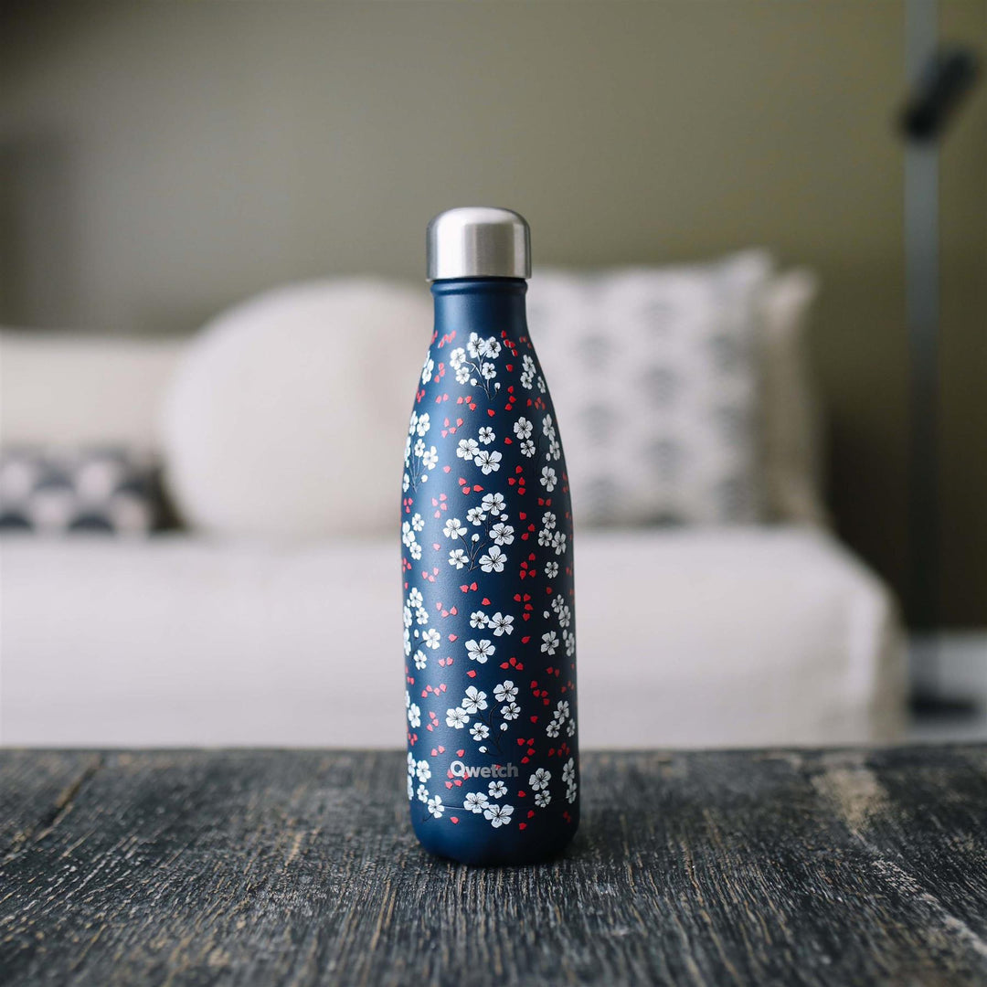Qwetch Insulated Stainless Steel Bottle - Hanami Blue Floral - 500ml
