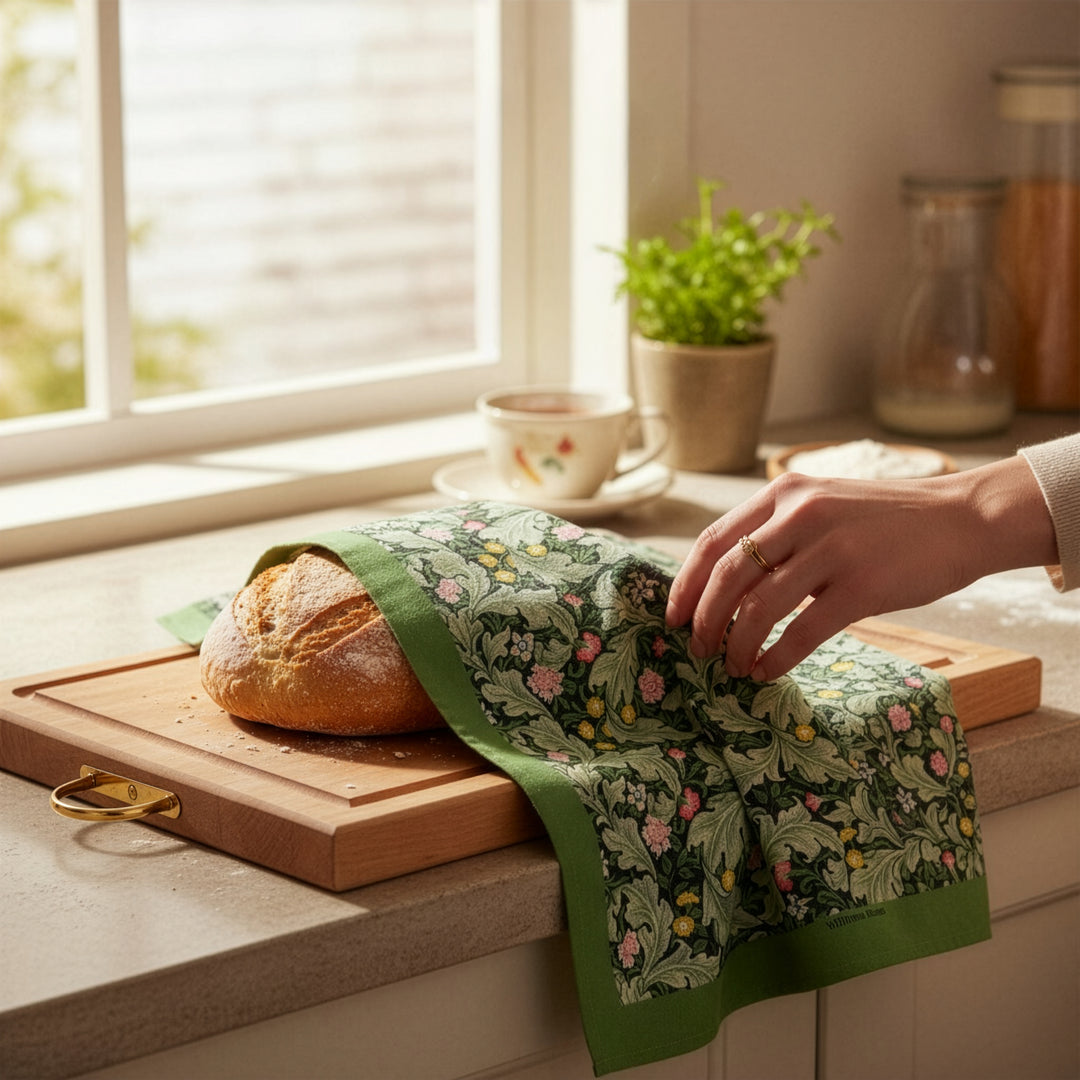 Le Chateau William Morris Leicester Green Tea Towel