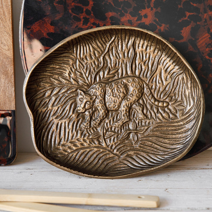 Artesà Embossed Leopard Design Serving Dish