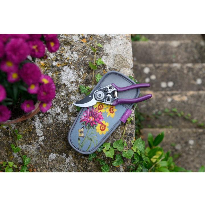 Burgon & Ball Asteraceae Pruner & Holster Set