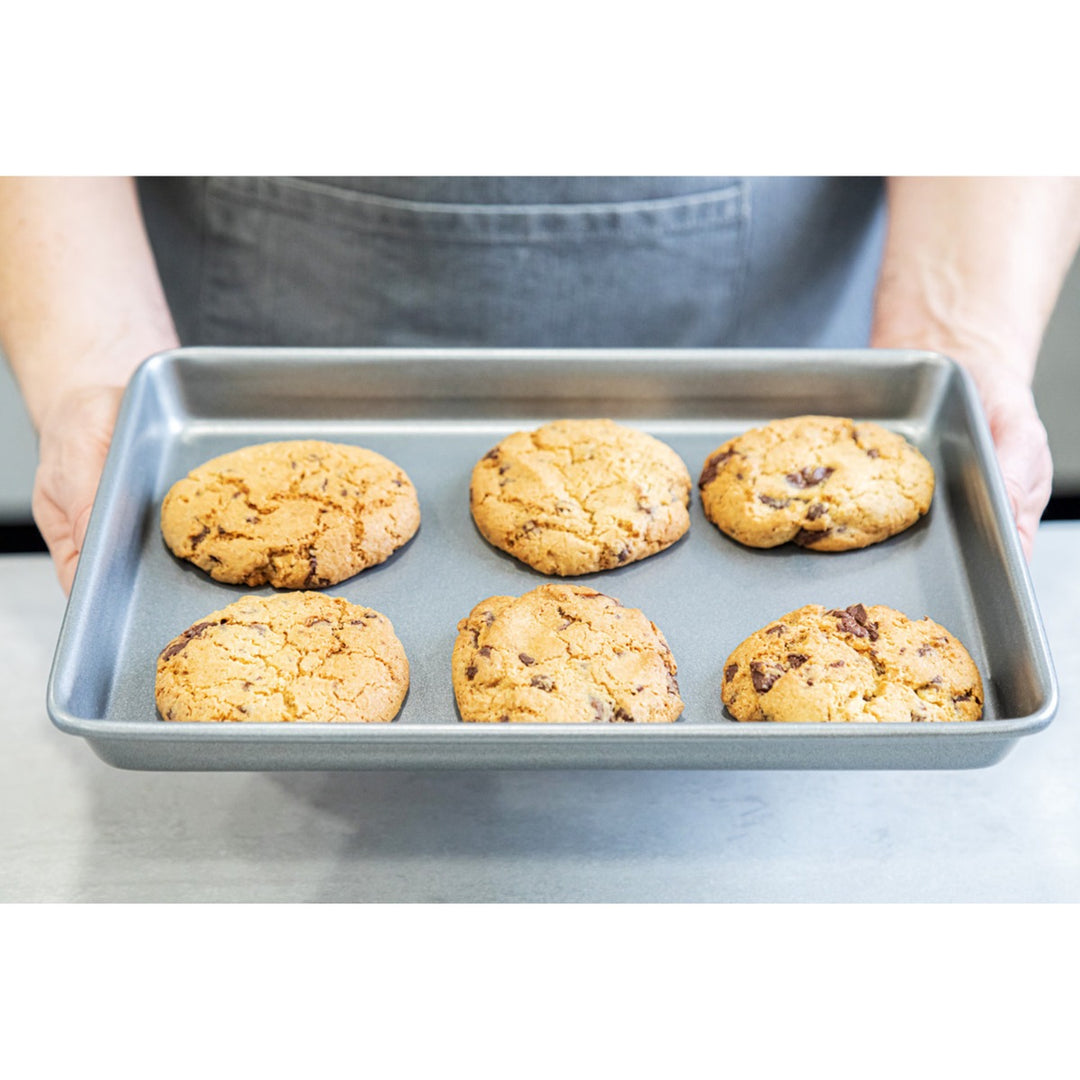 KitchenCraft Non-Stick Rectangular Baking Pan - 33cm