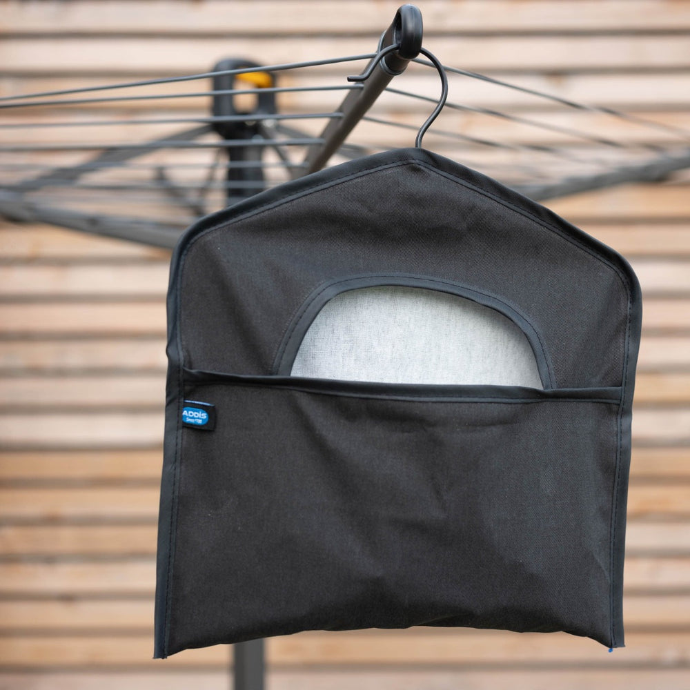  made from durable twill cloth.