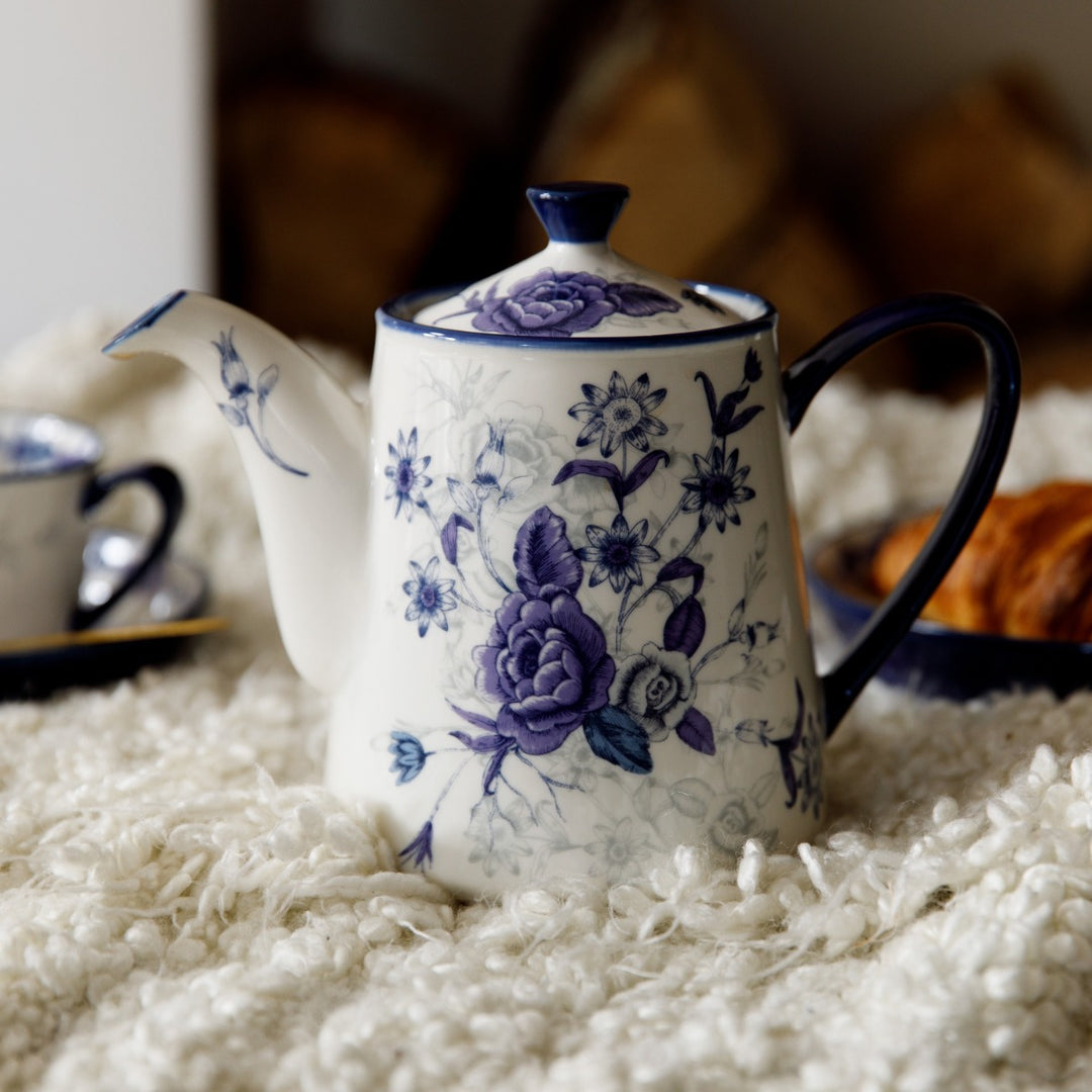 London Pottery Blue Rose Ceramic Teapot - 4 Cup