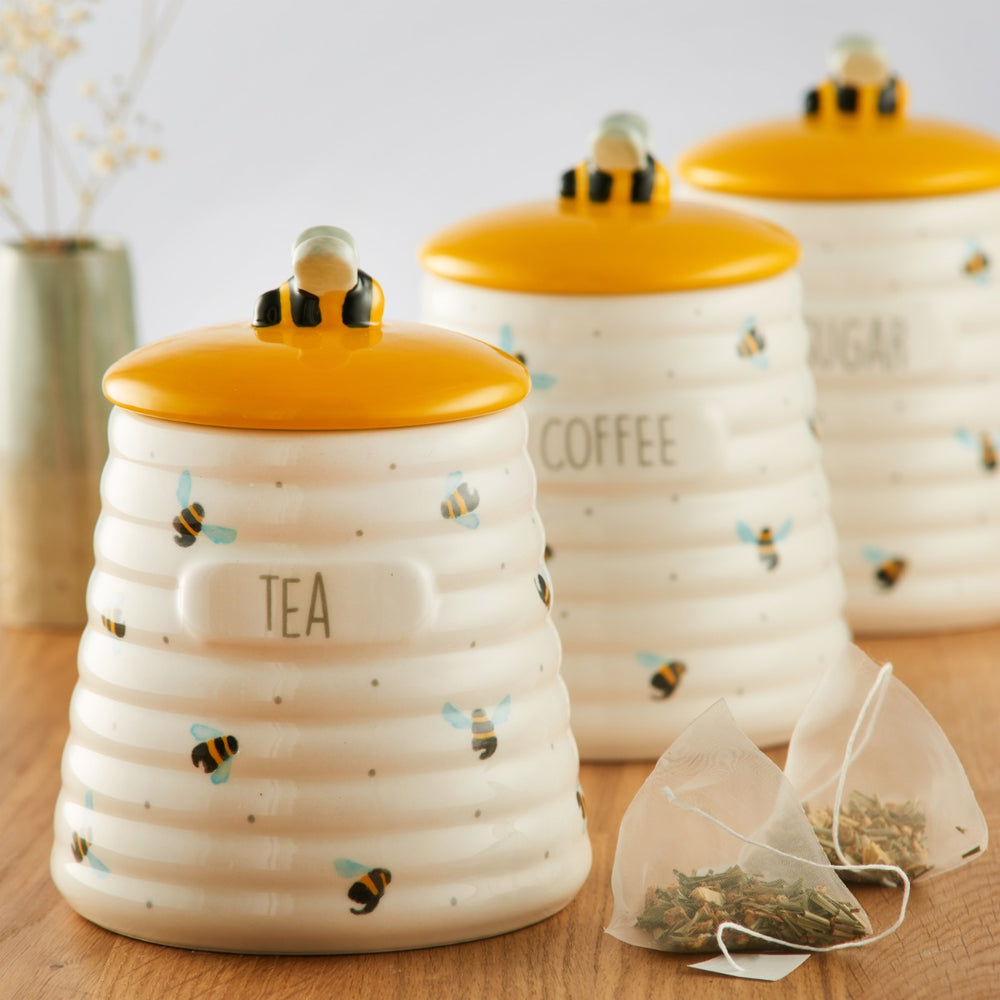 Storage jars with 3D bee handles