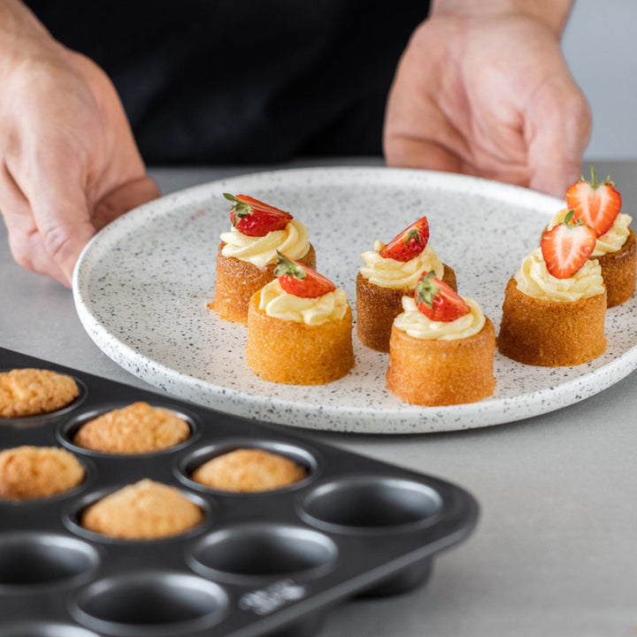 Chicago Metallic Mini Tea Cake Pan