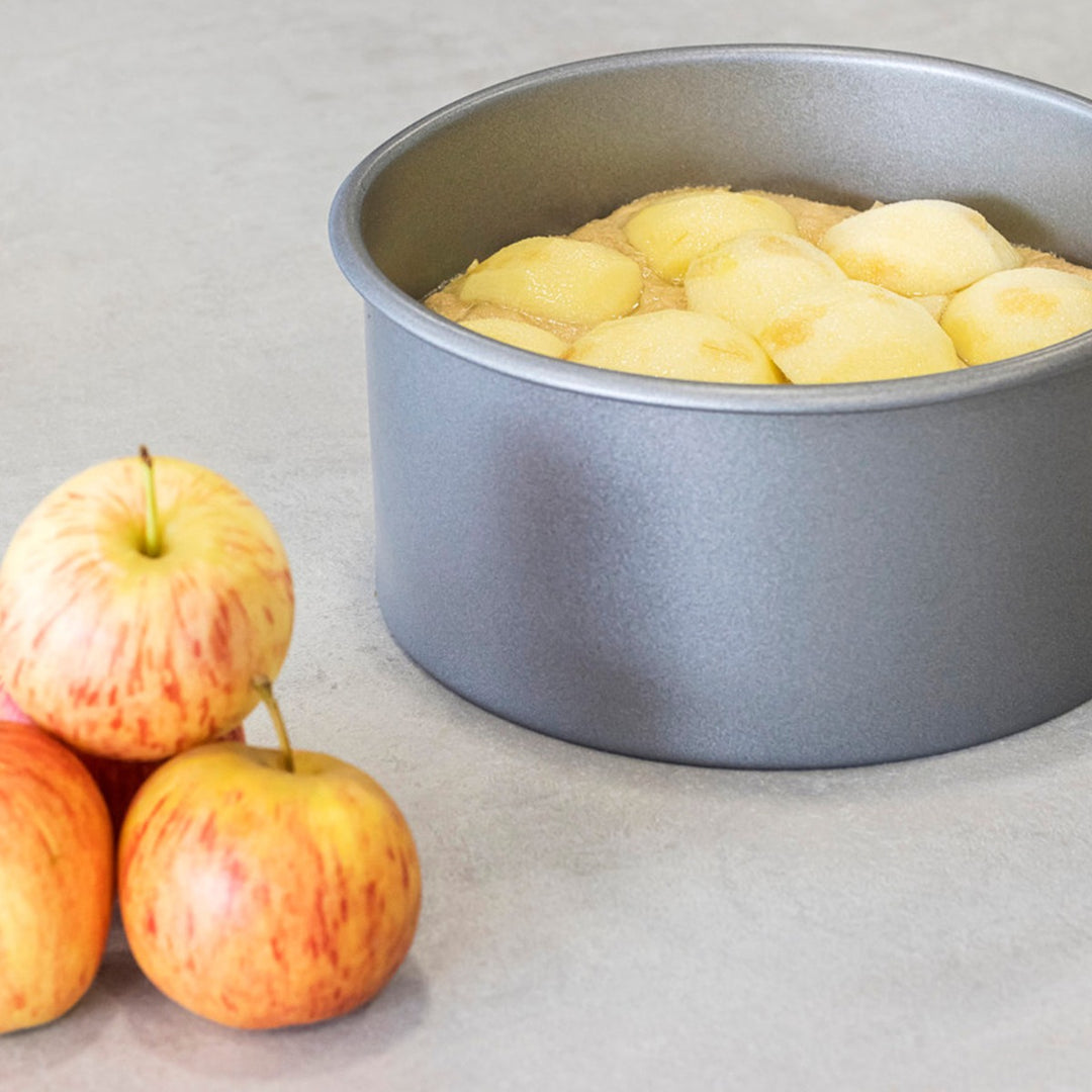KitchenCraft Non-Stick Loose Base Deep Cake Pan - 18cm