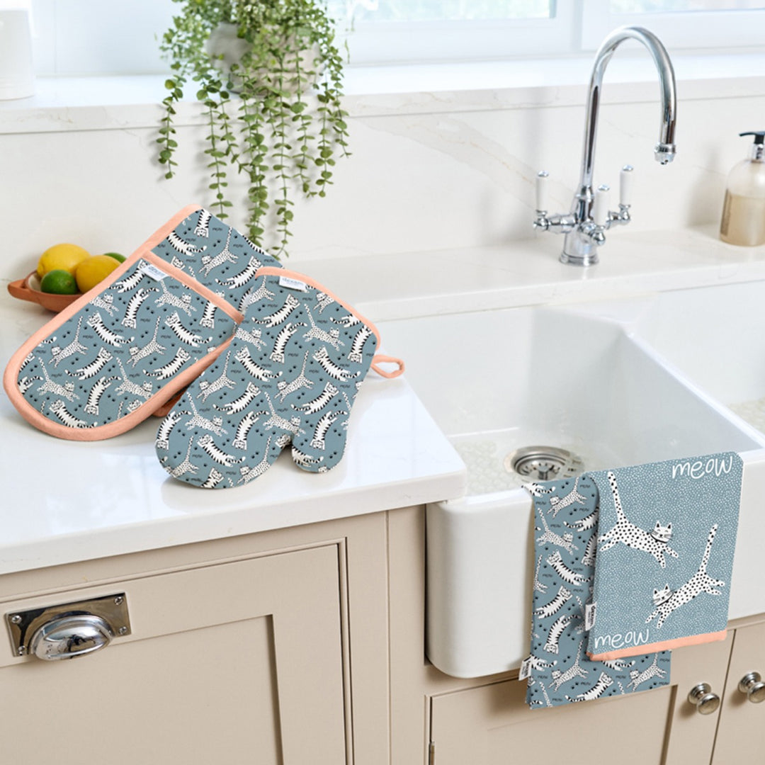 Dexam Meow Cat Print Recycled Cotton Double Oven Glove