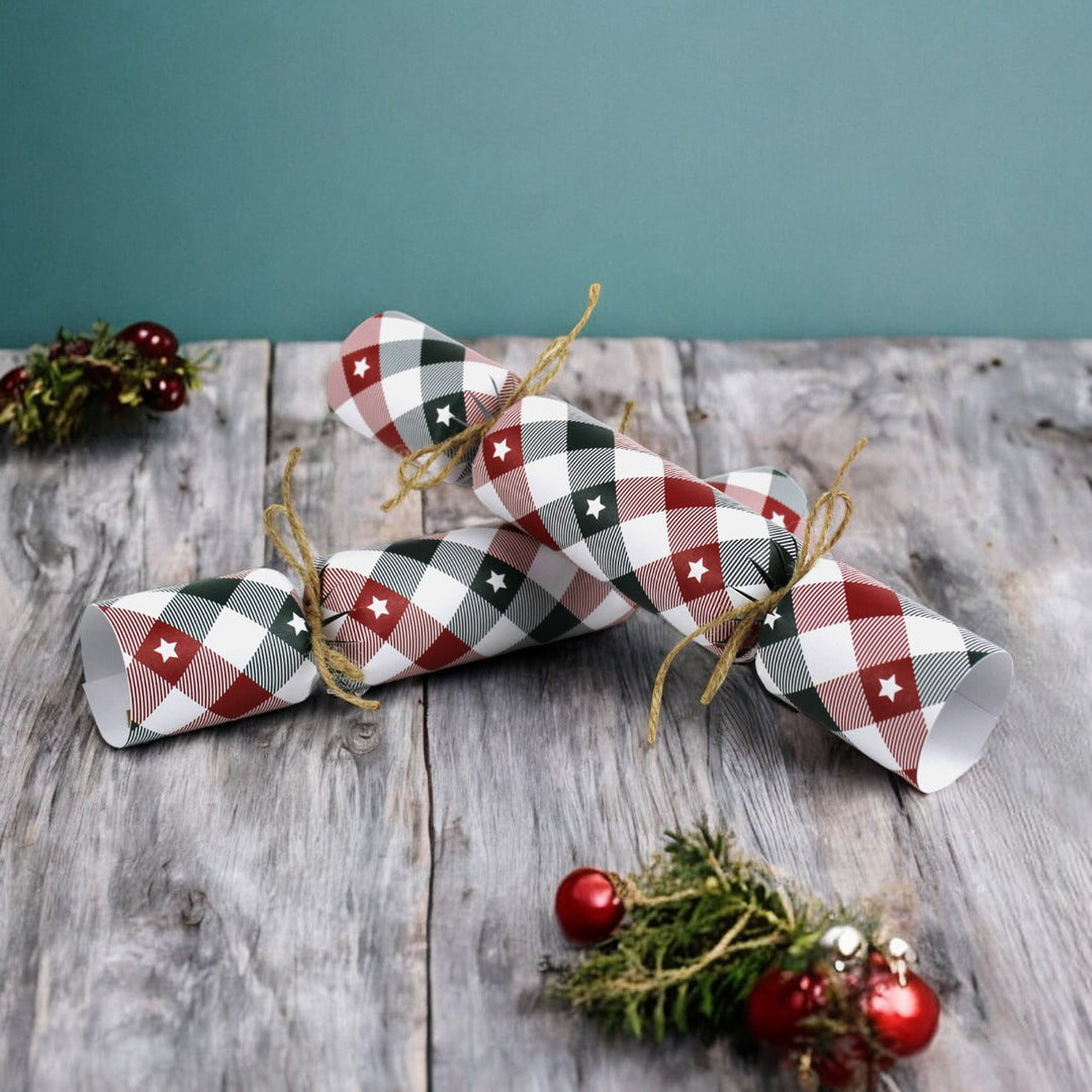 Easy Eco Recycled Paper Checked Tartan Stars Christmas Crackers - Set of 6