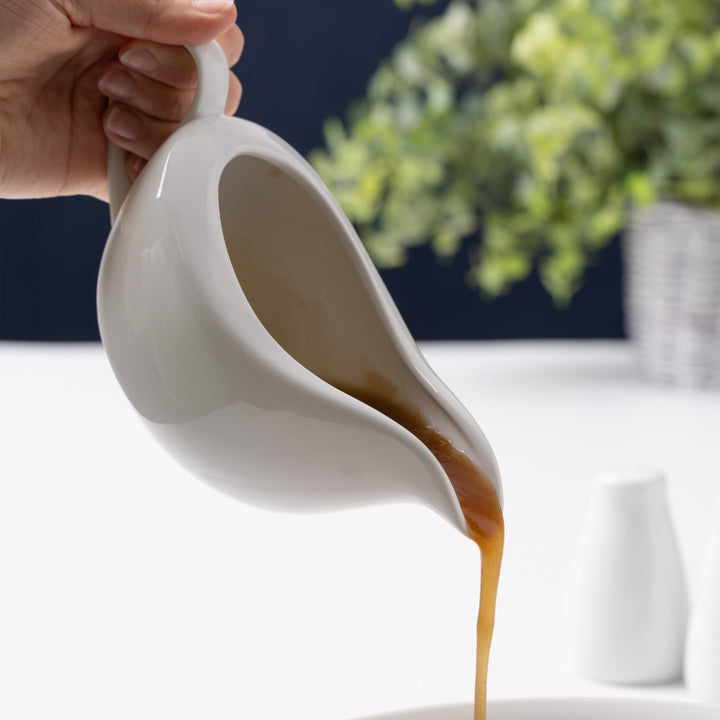 Gravy pourer for Sunday roasts