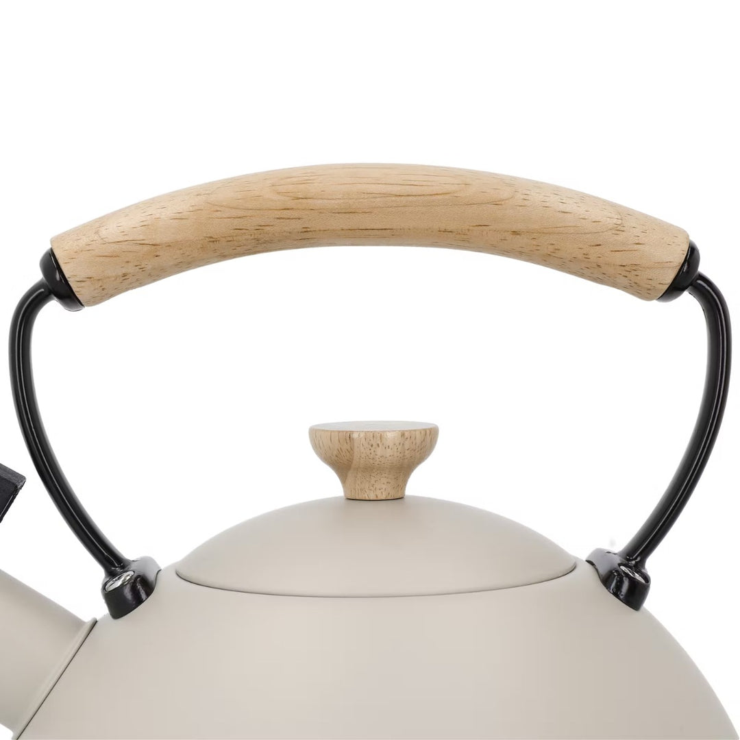 La Cafetiére 1.6L Latte Whistling Kettle