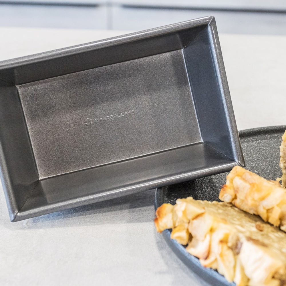 masterclass loaf baking tin for breads and cakes