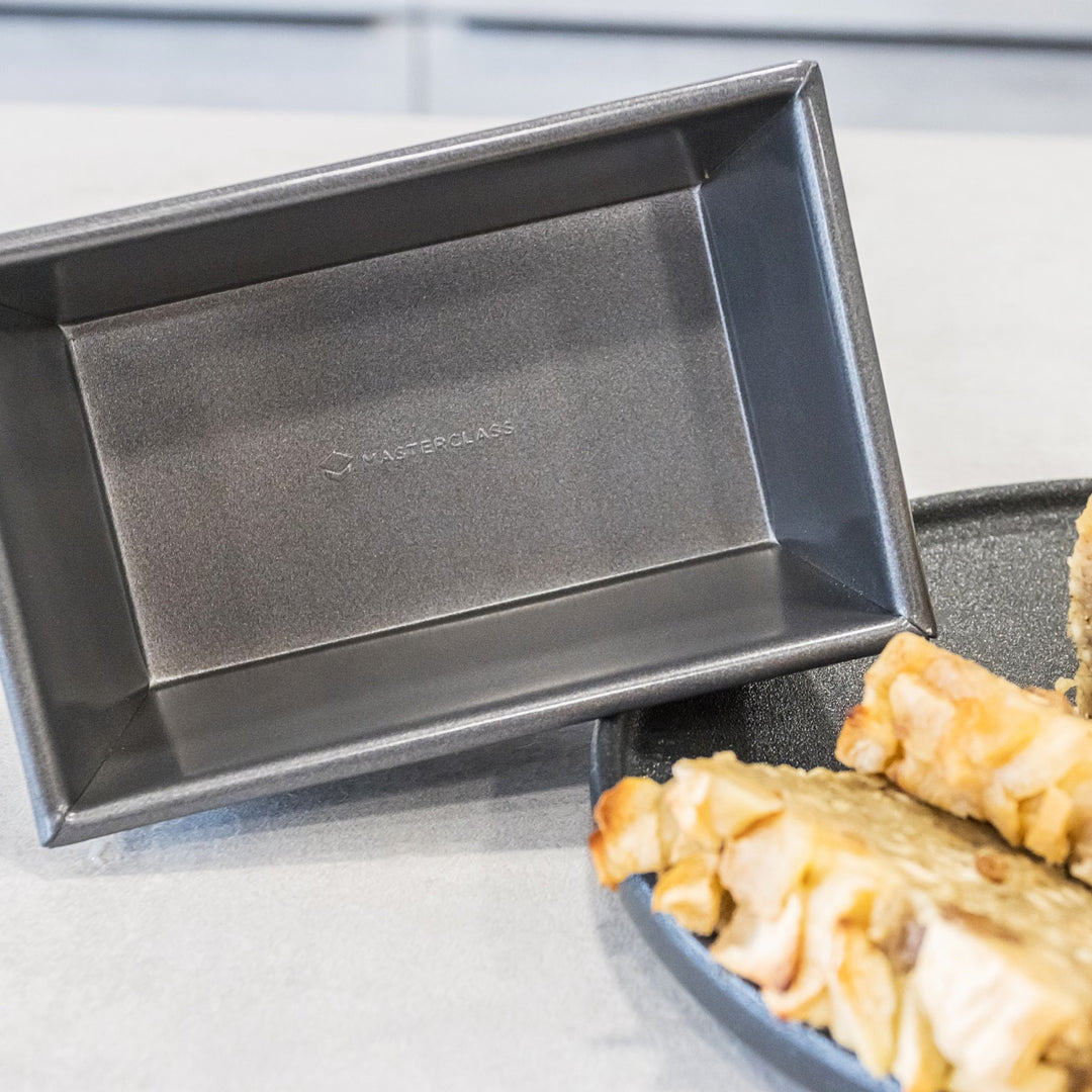 masterclass loaf baking tin for breads and cakes