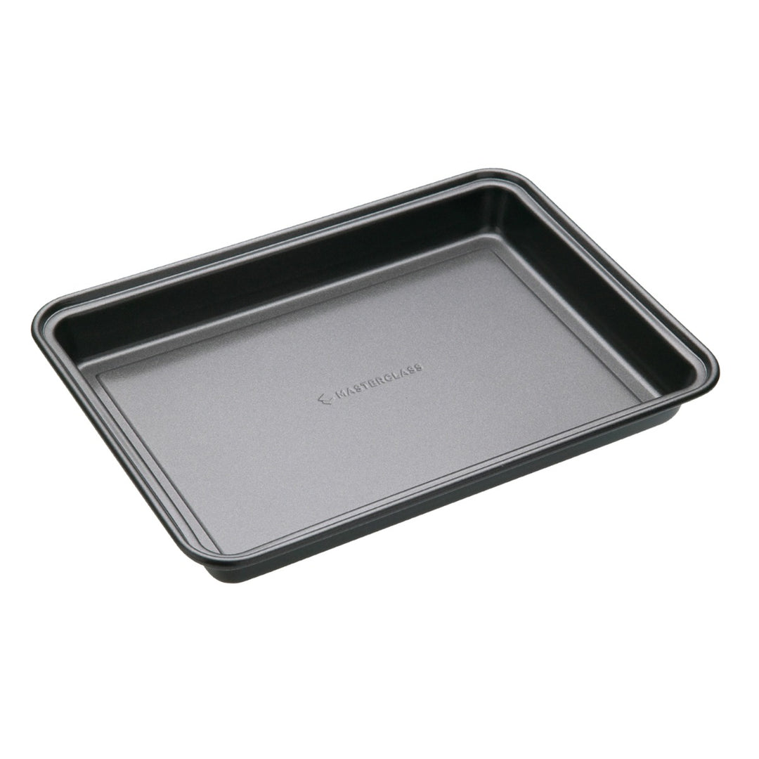 large metal cake pan for baking brownies