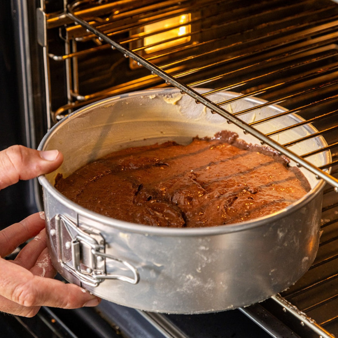 MasterClass Recycled Aluminium Springform Cake Tin - 20cm