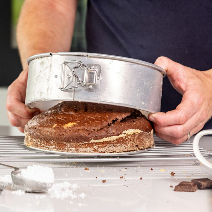 MasterClass Recycled Aluminium Springform Cake Tin - 20cm