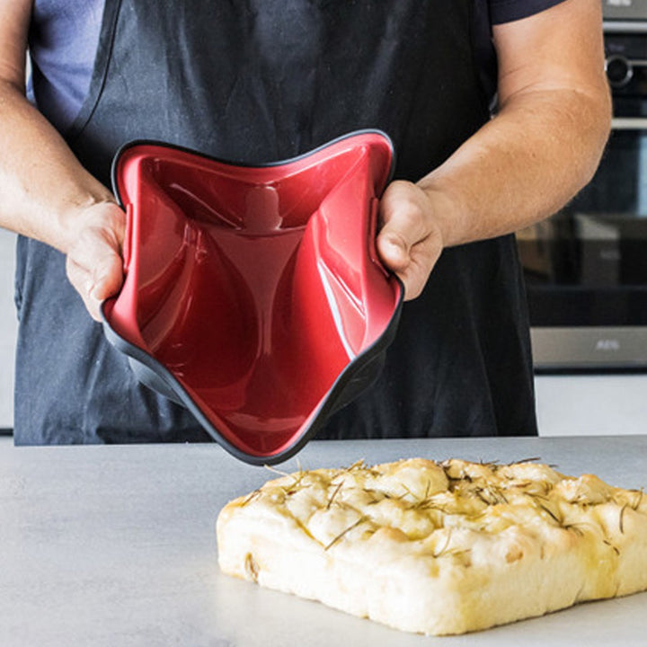 MasterClass Smart Silicone Square Cake Pan