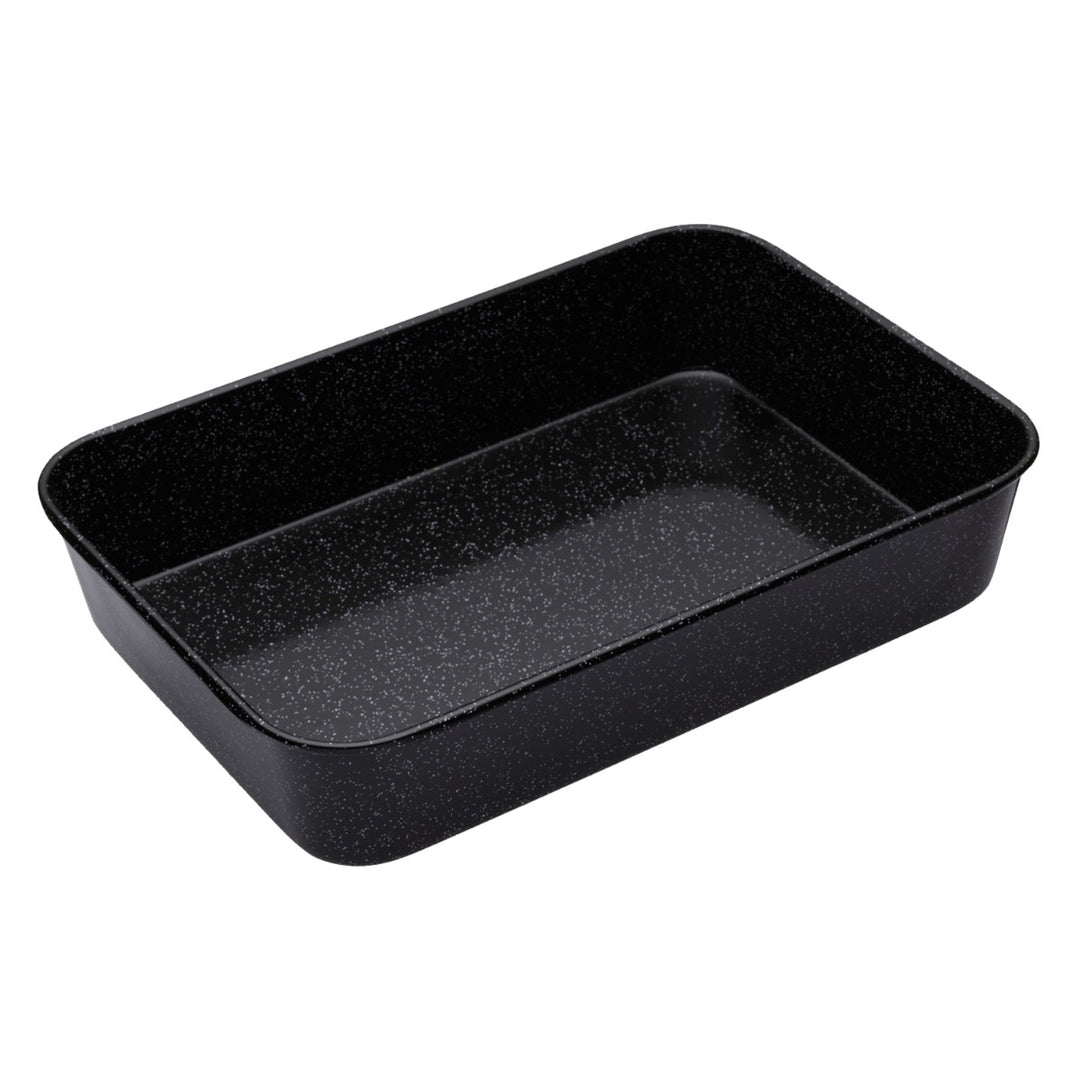 large black roasting dish with strong enamel coating