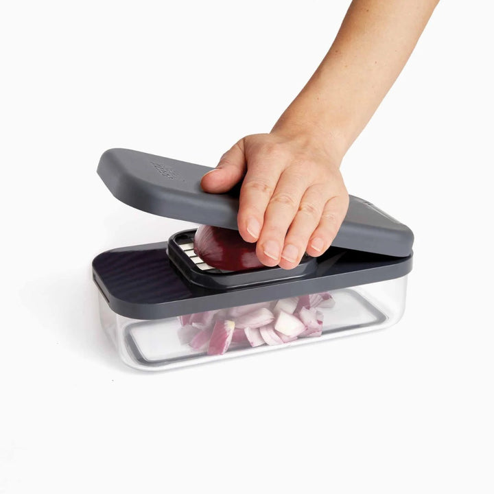  which includes a slicer