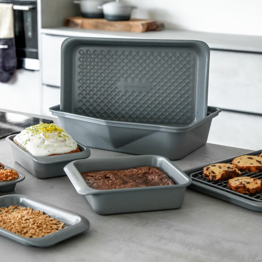 Baking Tin Masterclass 2lb Loaf Tin MasterClass Non-Stick Loaf Pan