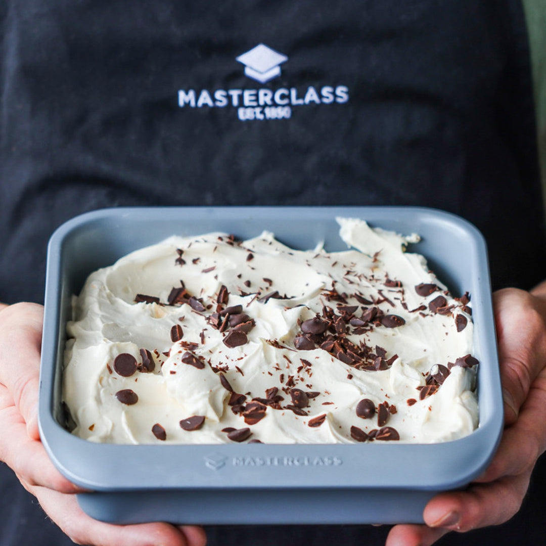 MasterClass Smart Ceramic Square Cake Tin