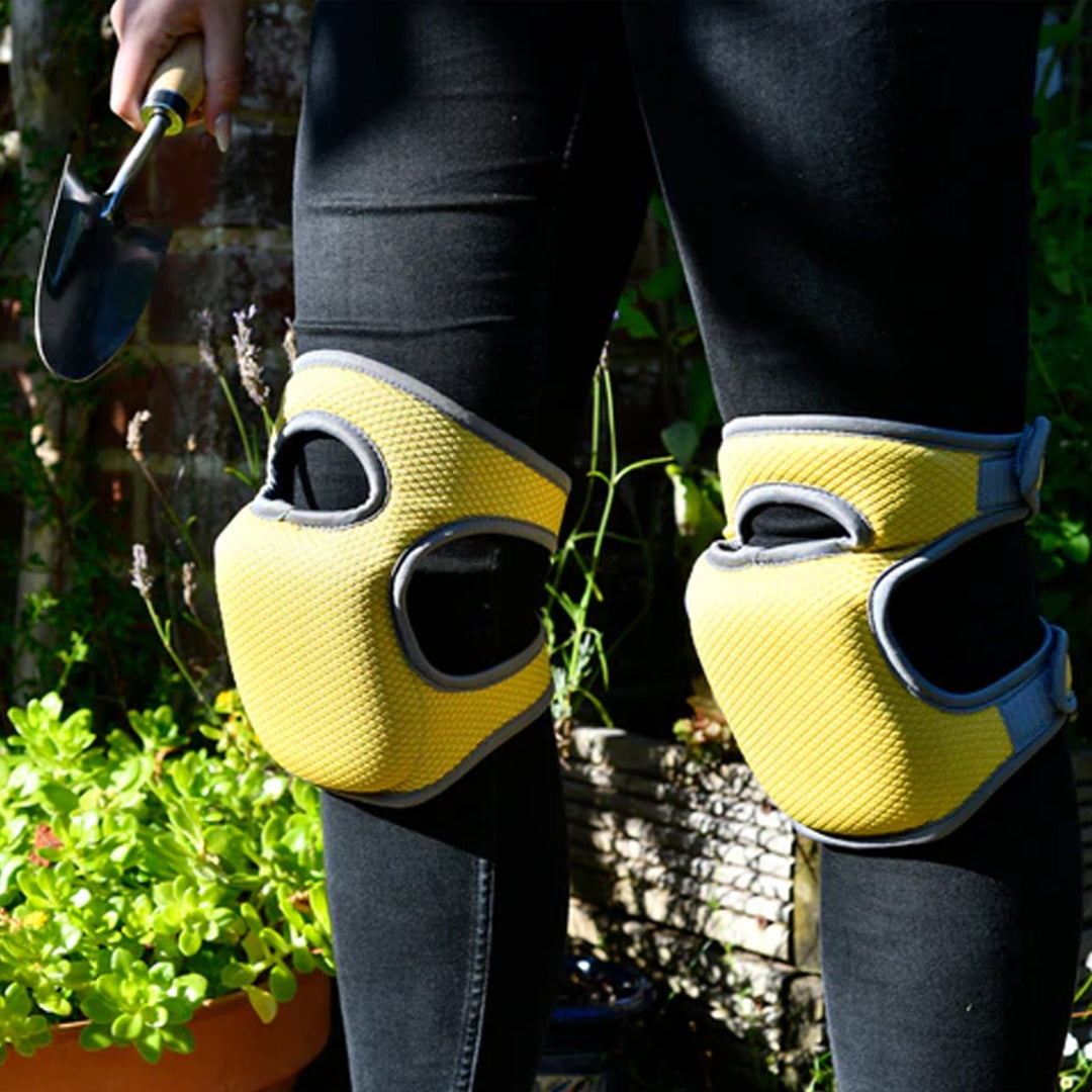 Burgon & Ball Knee Pads - Wheatsheaf Yellow