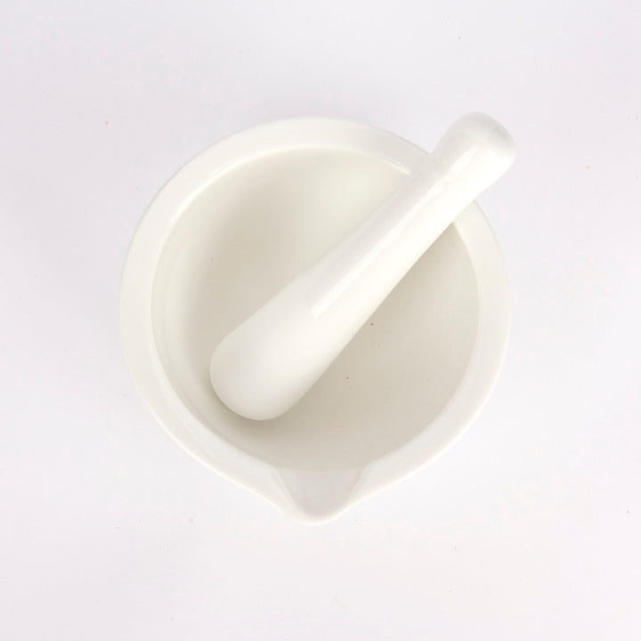 Maxwell & Williams Porcelain Pestle & Mortar