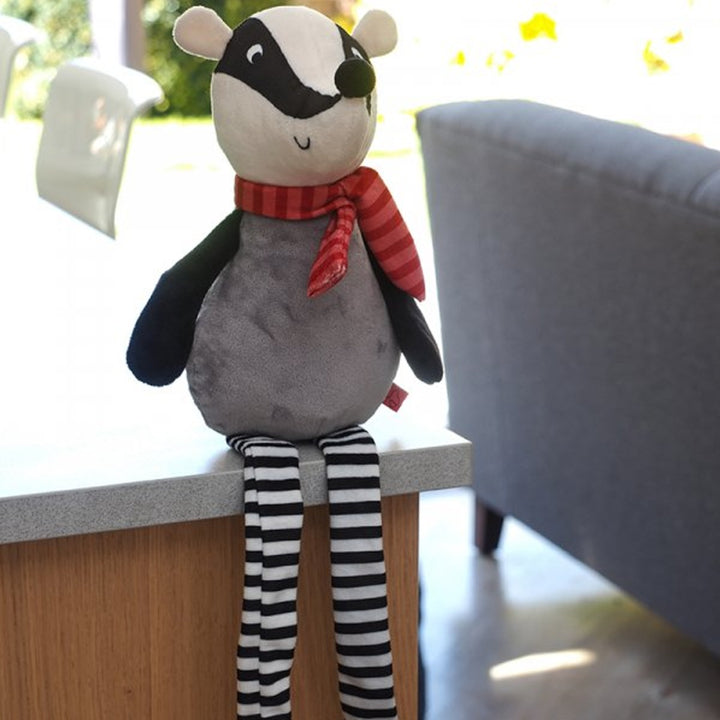Smart Garden Dog Toy - Crinkle-Squeak Badger